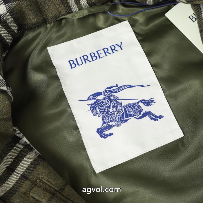 激安 通販 専門店BURBERRYコート海外でも若者たちに大人気な 破格値大放出 期間限定_0_3
