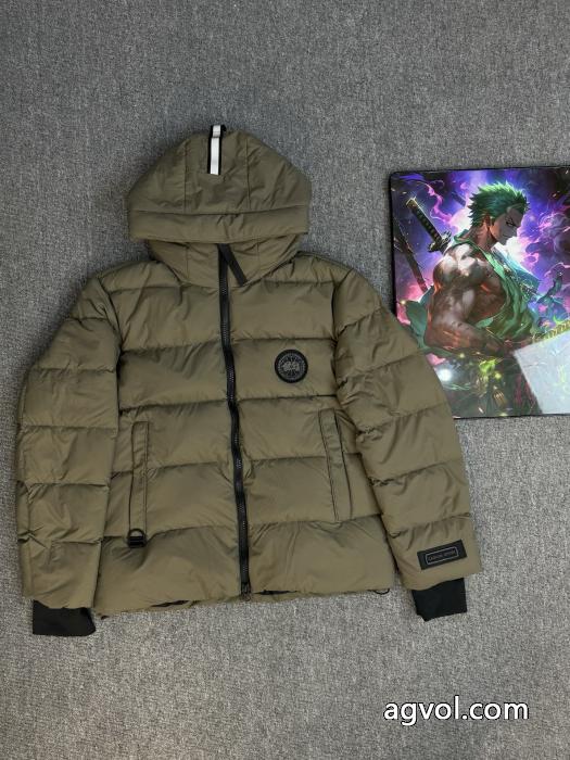 適度な光沢感があり カジュアル感 人気商品 売り切れブランド 品 スーパー コピーCanada Gooseダウンジャケット_0_5