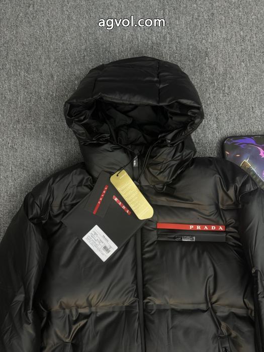 スーパー コピー 安心25ss/大人気秋冬コレクション 新品人気上昇 魅力的な今年らしいプラダダウンジャケット_0_1
