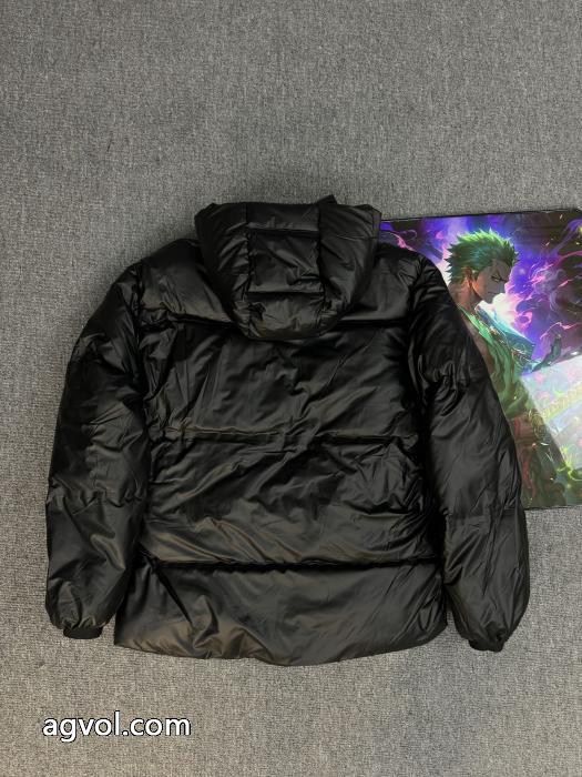 スーパー コピー 安心25ss/大人気秋冬コレクション 新品人気上昇 魅力的な今年らしいプラダダウンジャケット_0_2