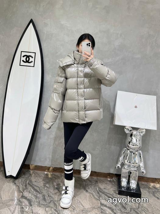 コピー 商品 ブランド数量限定先行入荷 セレブ愛用 多用途MONCLERダウンジャケット_0_1