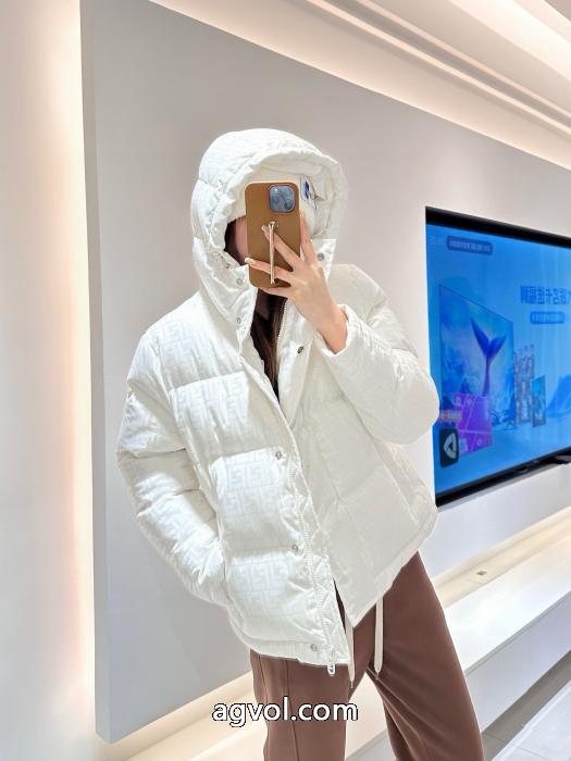 フェンディコピー 商品 通販ダウンジャケット華やかな印象 数量限定☆2025SS 男女共用_0_5