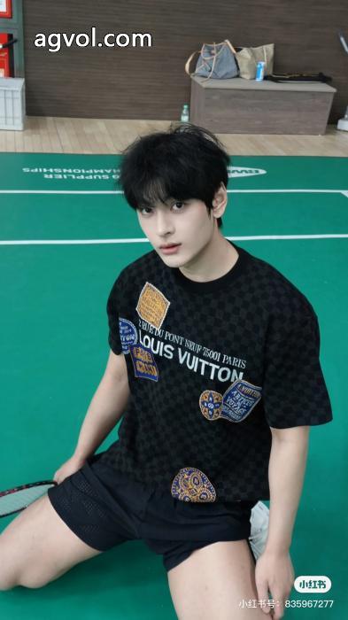 半袖TシャツVIPセール限定品 顧客優待セール 著名人も愛用したLOUIS VUITTONブランド コピー 販売店_0_5