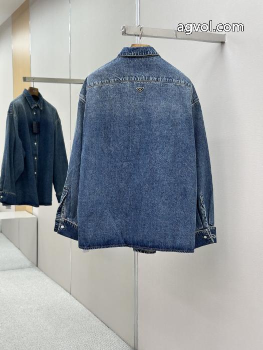 PRADAコート激安大特価定番人気 話題の新作到着 激レアアイテム偽 ブランド 販売_0_3