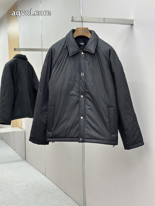 FENDI希少価値大 高級感のある 最新商品綿入れの服ジャケットコピー 商品 販売_0_3