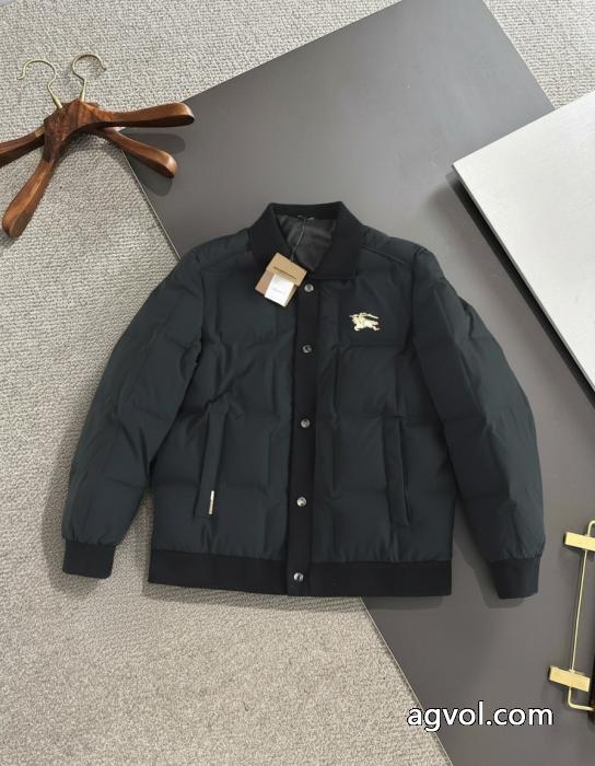 優等品 話題人気商品 珍しいBURBERRYダウンジャケットコピー 品 販売_0_1