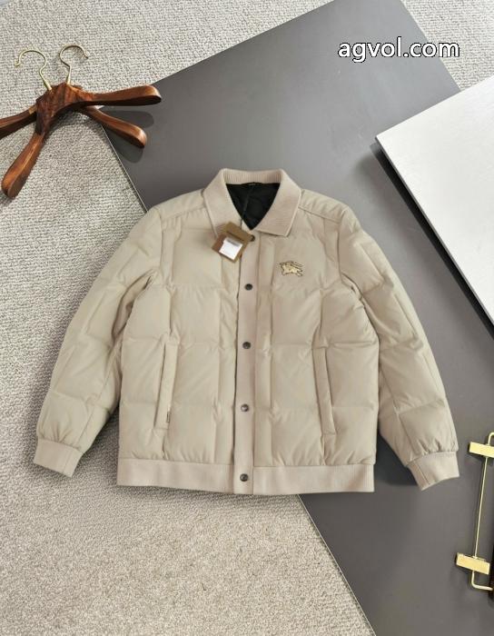 優等品 話題人気商品 珍しいBURBERRYダウンジャケットコピー 品 販売_0_3