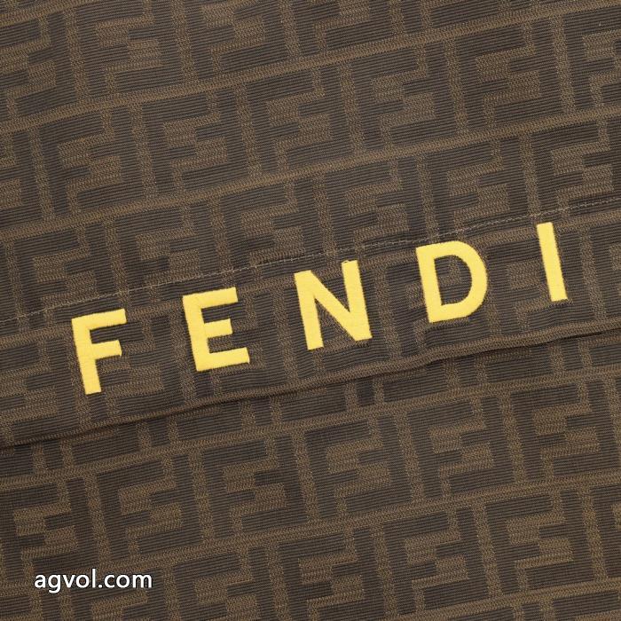 ブランド 激安話題人気商品 超人気モデル入荷 洗練された雰囲気コートフェンディ_0_1