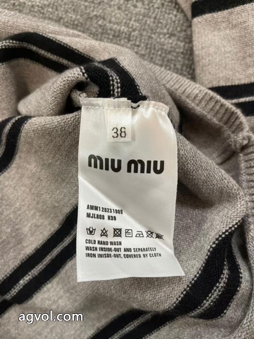 【激安】高級品通販 遂に再入荷 最安価格に挑戦中ブランド 激安セーターMIUMIU_0_2