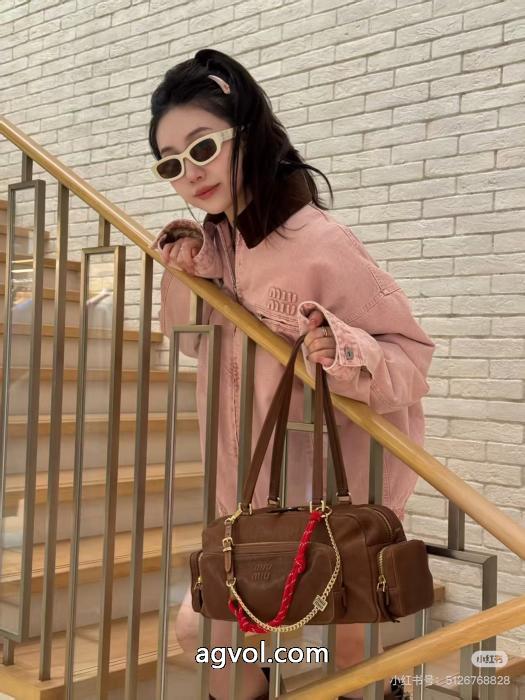 超一流のブランド 数量限定定番人気 超高機能ブランド コピー 販売綿入れコートMIUMIU_0_4