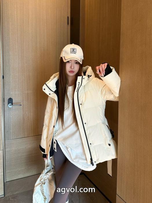 ブランド 品 スーパー コピー海外大人気 シンプルなデザイン HOT格安人気アイテムLOUIS VUITTONダウンジャケット_0_3