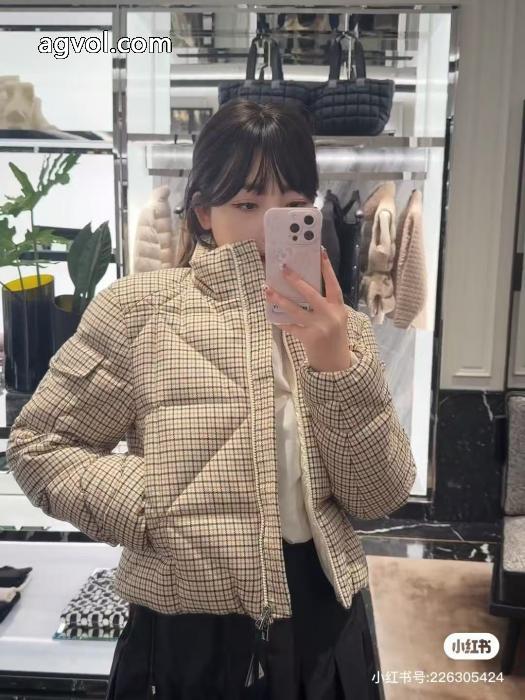 話題の新作到着 新登場 高級感ある綿の服ブランド フェイクMONCLER_0_0