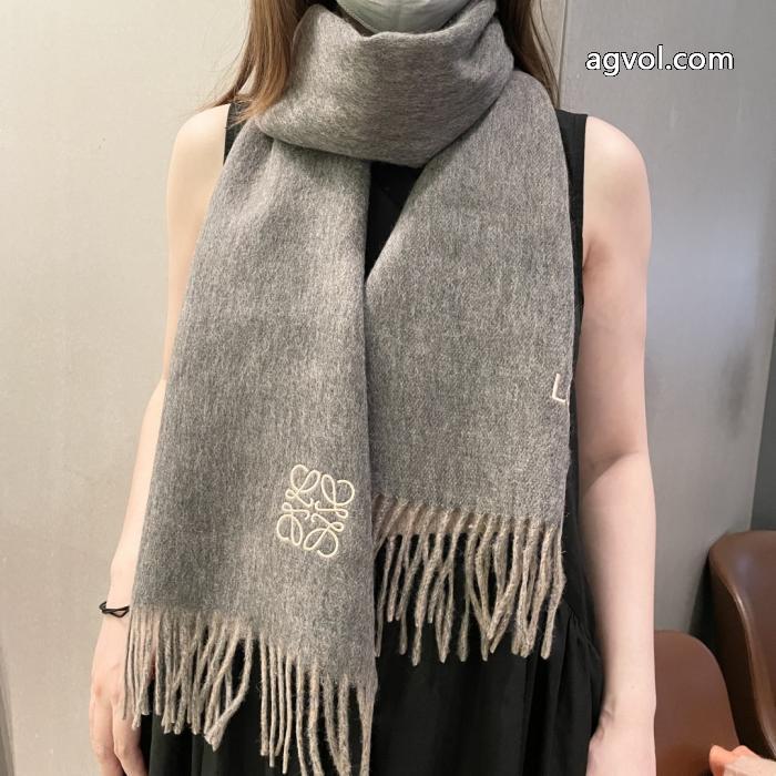 マフラーLOEWE通販限定商品 存在感を発揮する 素敵 スーパー コピー 安心_0_4