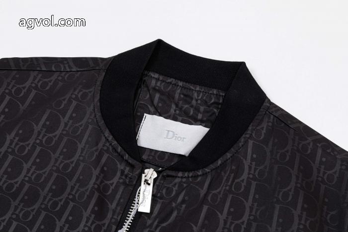 DIORジャケットコピー 商品 通販不動の人気商品 モデル大絶賛 秋冬にお世話になる定番_0_0