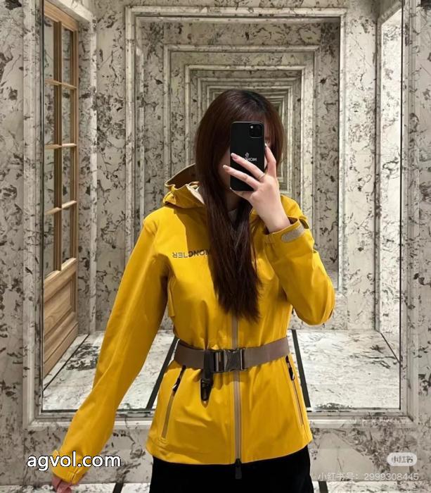 当店限定 クリスマス人気商品 ヒットした価格販売ブランド コピー s 級MONCLERダウンジャケット_0_0