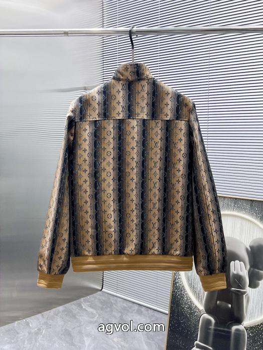 ブランド 品 スーパー コピーコートLOUIS VUITTON衝撃セールで破格 ソフトな素材を使用 お買い得新作_0_1
