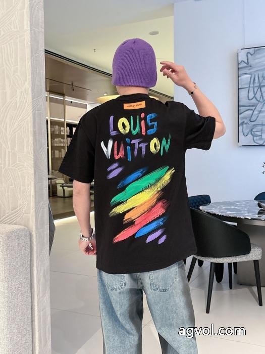 LOUIS VUITTON通販 ブランドお洒落自在 ブランド新作2025 魅力的な半袖Tシャツ_0_0