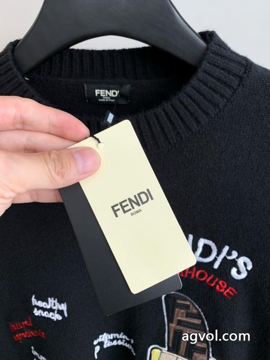 FENDI激安 通販 専門2025年新作通販 新作在庫希少 セレブ愛用セーター_0_1