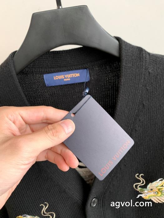 FENDIセーターコート通販 ブランド2025秋のファッショントレンドはこれ 特別人気感謝SALE 返品可能送料込_0_3