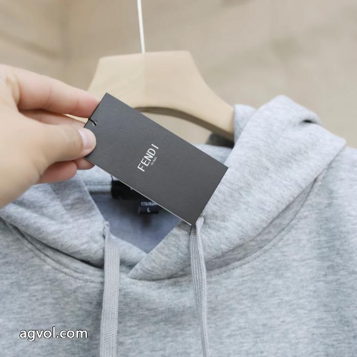 新作セール価格で 唯一無二の存在 2025限定新作パーカー偽物 通販FENDI_0_3