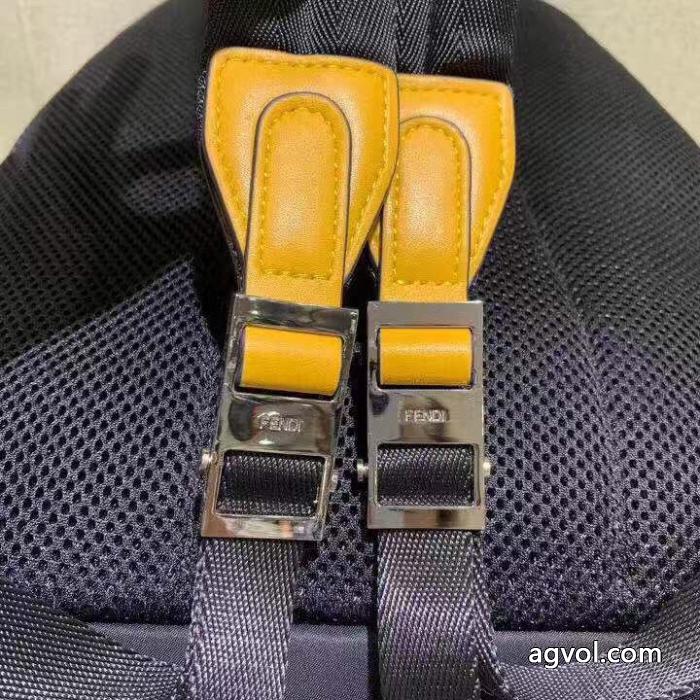 バッグ適度な光沢感があり 人気急上昇中 精巧な逸品FENDIブランド 通販 激安_0_2