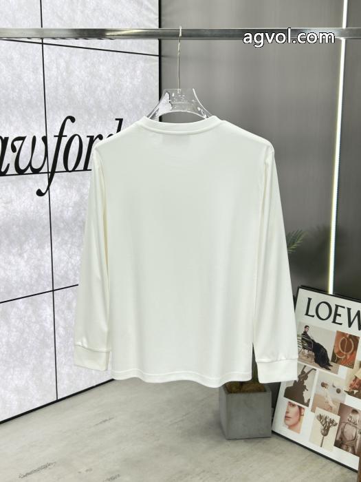 長袖Tシャツフェンディブランド コピー 優良店新品入荷2025 お気に入り 格安通販_0_3