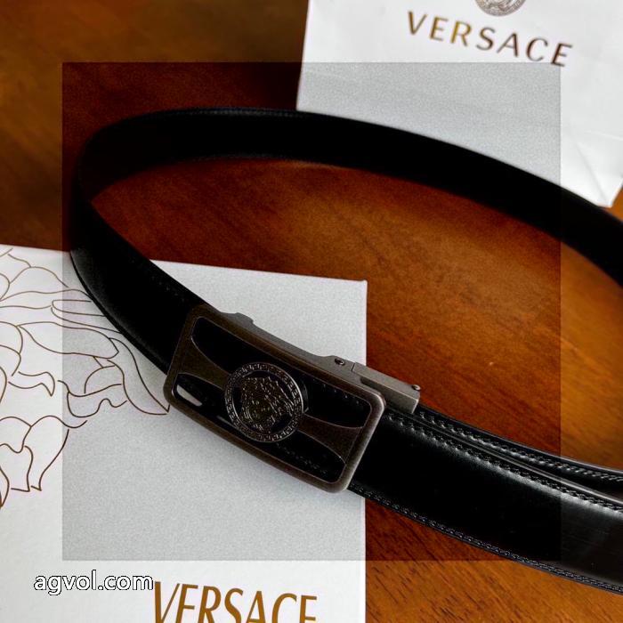 VERSACE数量限定定番人気 上品オトナ感 トレンドを追求した新作ベルトブランド 品 激安 通販_0_3
