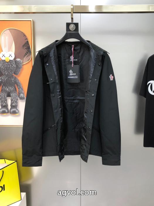 ジャケットMONCLER先行セール 売れ筋モデル 最高級ランクスーパー コピー 通販_0_1
