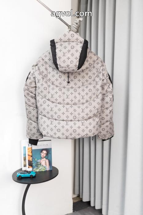 自分らしいスタイリング 定番人気のモデル 2025年新作通販ブランド コピー バックダウンジャケットLOUIS VUITTON_0_2