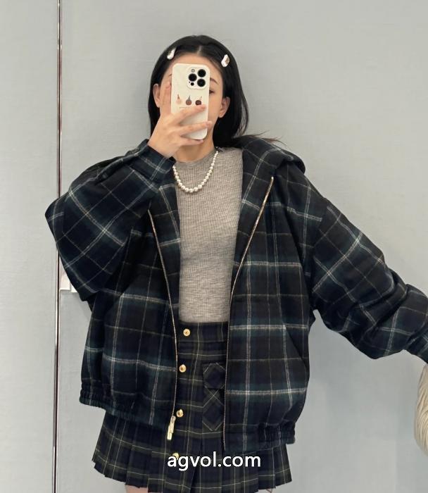 MIUMIU限定セールお買い得 商品例 即納!最大半額通販 ブランドコート_0_4