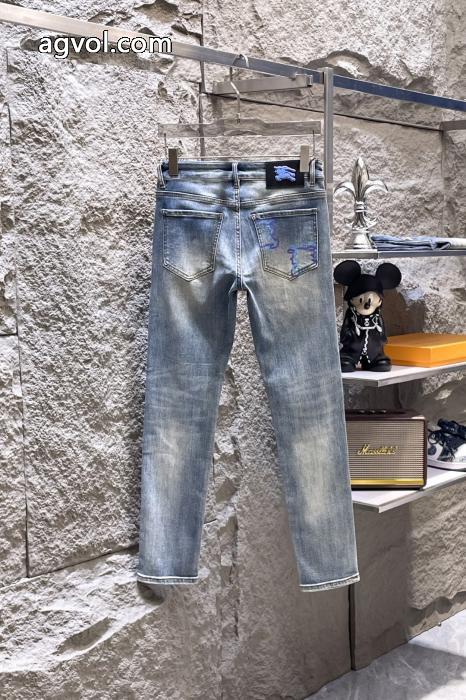 balenciagaジーンズ着心地抜群 2025最高ランキング 新作限定華やかキュート通販 ブランド_0_1