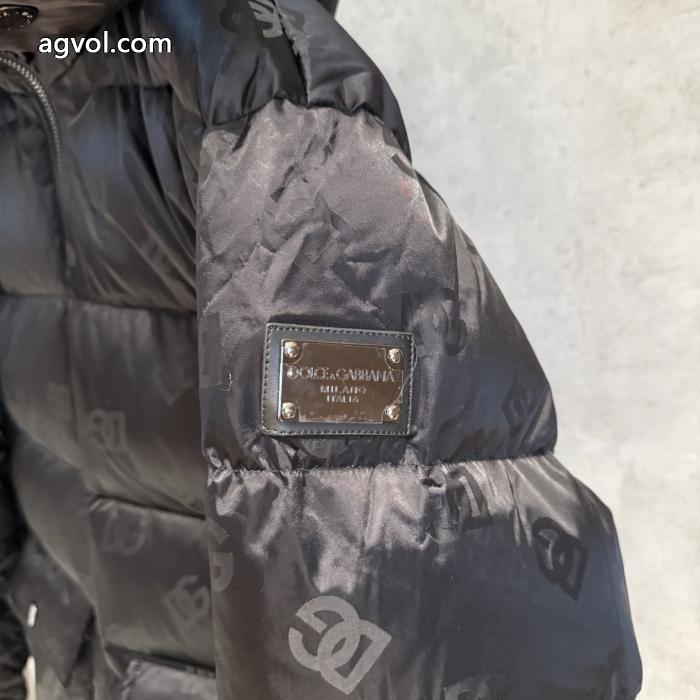 新作入荷定番 2025新年度人気入荷 映え度MAXダウンジャケットDolce&Gabbanaブランド スーパー コピー 優良_0_2