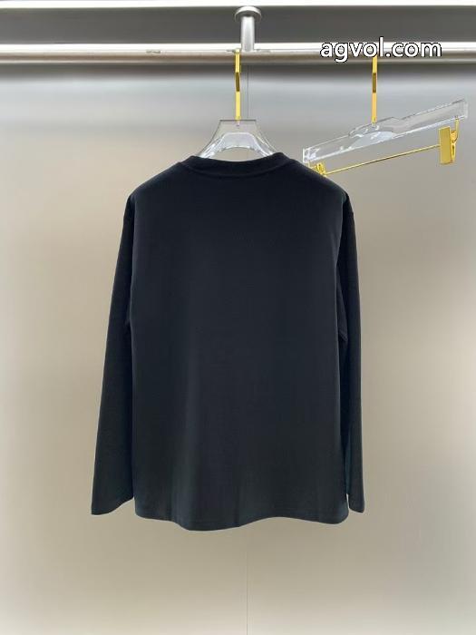 MONCLER長袖TシャツVIPセール限定品 人気激売れ新作 オシャレ大人を虜にする秋冬新作 2025ブランド コピー_0_4