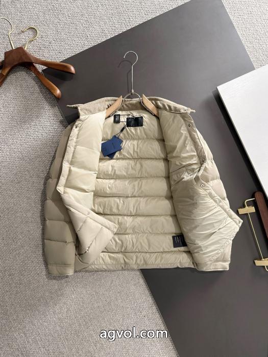 プラダダウンジャケットコピー 通販最安価格に挑戦中 25ss 数量限定奇跡の入荷_0_2