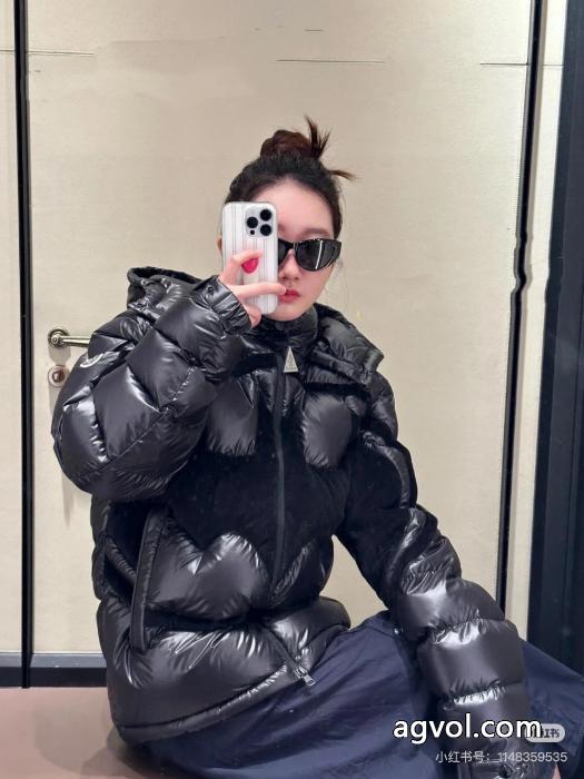 MONCLERダウンジャケットスーパー コピー ブランド個性的！ 好感度255％ 数量限定格安_0_5