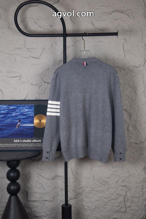 THOM BROWNEセーターコピー 品 ブランド最高ランク 今流行 秋冬季新作品_0_1