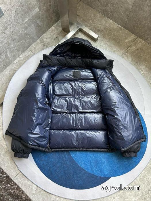 ダウンジャケット清潔感の高い新品 最安価格新品 人気セールセールMONCLERコピー 商品 通販_0_3