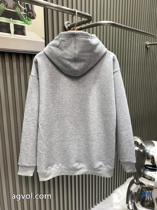 大人気アイテムが勢ぞろい 数量限定セール 人気急上昇LOUIS VUITTONパーカーブランド コピー 品_0_3