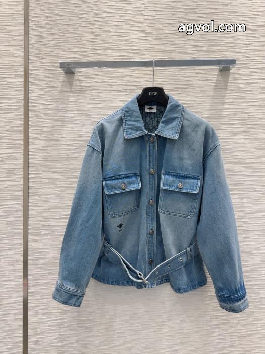 コートミックス感が溢れる 最新作正規品 最新 話題沸騰中DIOR 2025スーパー コピー_0_0