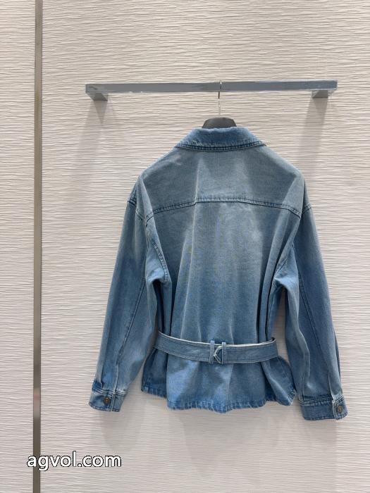 コートミックス感が溢れる 最新作正規品 最新 話題沸騰中DIOR 2025スーパー コピー_0_1