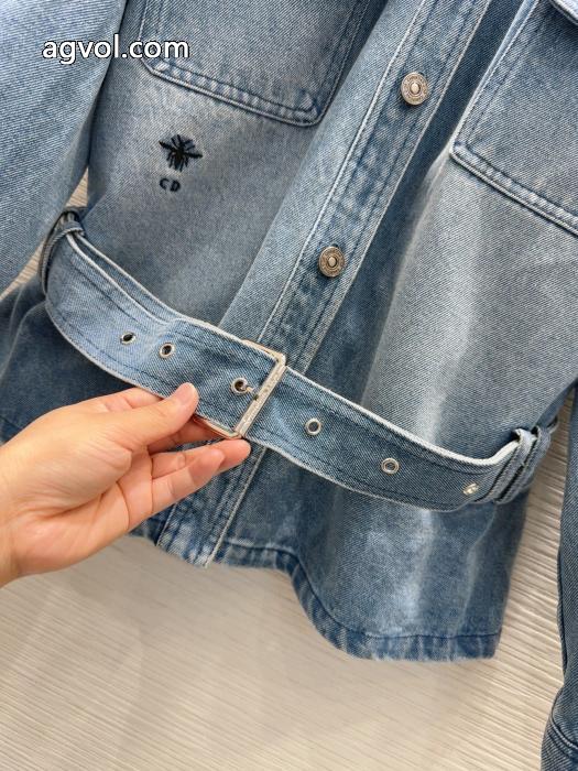 コートミックス感が溢れる 最新作正規品 最新 話題沸騰中DIOR 2025スーパー コピー_0_2