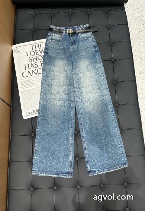 優れた品質 目前の注目ブランド 根強い人気定番商品ジーンズディオール偽物 ブランド 激安_0_2