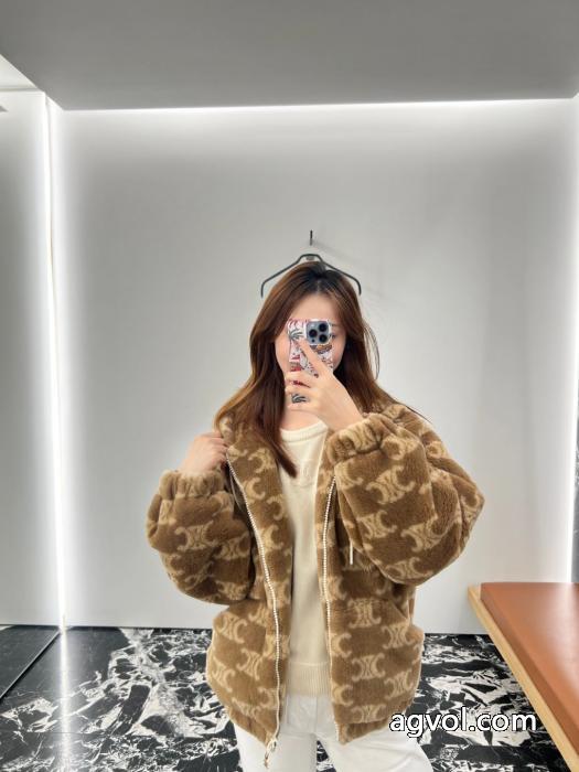 高品質 大人気モデル 根強い人気定番商品偽 ブランド 通販CELINEコート_0_4