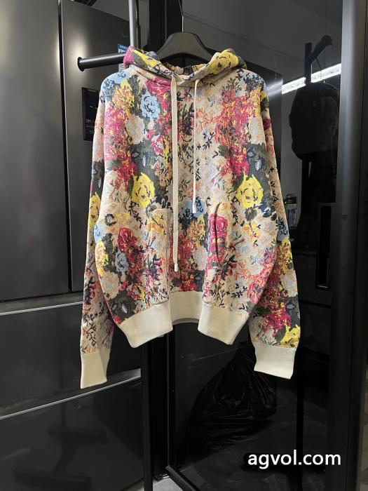 新作入荷正規品 返品可能送料込 オシャレ上級者にブランド 偽物 激安 通販パーカーLOUIS VUITTON_1_0