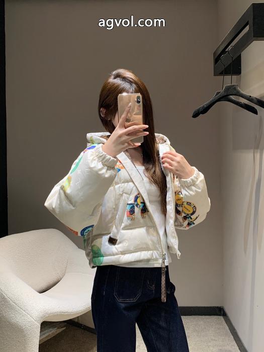 ダウンジャケット良好品 国内発機能的 2025年流行ブランド コピー 専門店LOUIS VUITTON_0_0