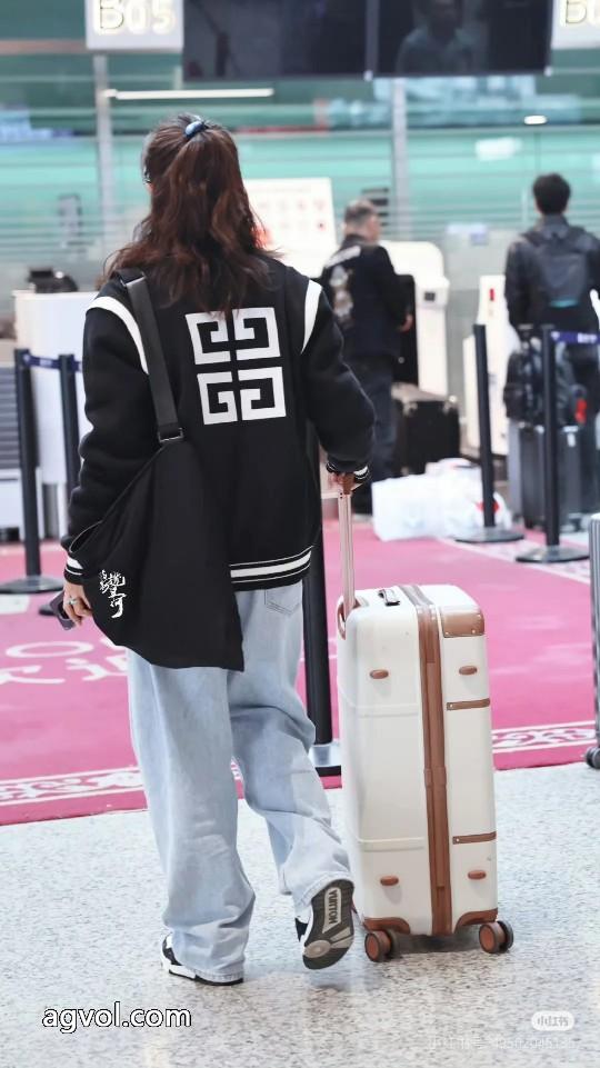 人気の高さ激安通販 人気セール高品質 早い者勝ちブランド 品 激安 通販ジャケットGIVENCHY_0_2
