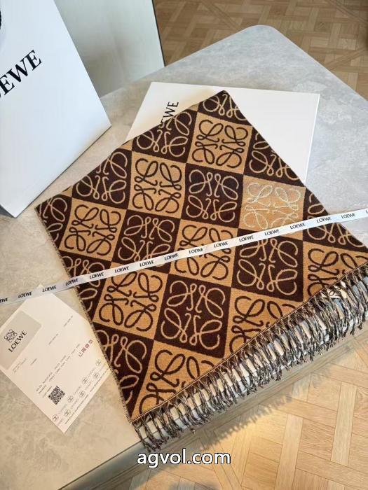 LOEWEマフラー超軽量 カジュアルなスタイル 安全発送コピー 商品 通販_0_6