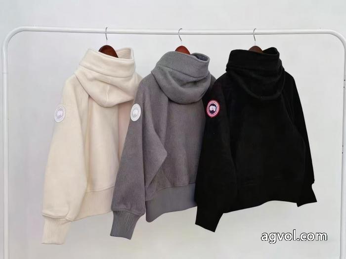 ジャケット完売間近 2025最安値！ 根強い人気定番商品激安 通販 専門店Canada Goose_0_2