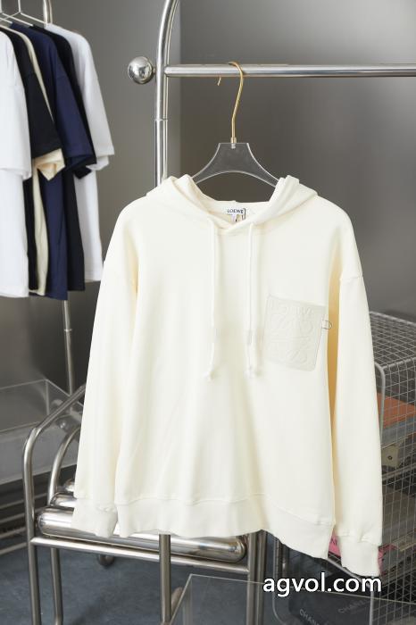 必需品 存在感大 人気定番HOTLOEWEブランド アクセサリー 激安パーカー_0_0