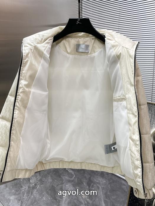ブランド 品 コピー最安価格新品 財布 スーパーコピー 通販 2025年冬 オススメ新作DIOR綿入れの服_0_5